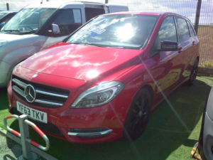 2014 Mercedes-Benz B Class 1.5 B180 Cdi Sport in Red — image 4