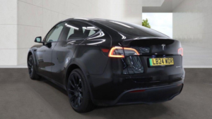 2024 Tesla Model Y (dual Motor) Long Range Auto 4wde 5dr in Black — image 4