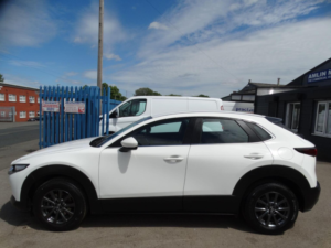 2022 Mazda Cx-30 2.0 E-Skyactiv X Mhev Se-L Lux Euro 6 (s/s) 5dr in White — image 4