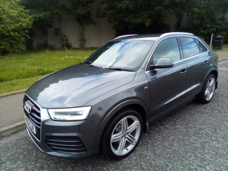 2015 Audi Q3 2.0 Tdi S-Line Plus Quattro in Grey — image 1