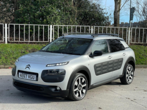 2017 Citroen C4 Cactus 1.6 Bluehdi Flair Etg6 Euro 6 (s/s) 5dr in Silver — image 3