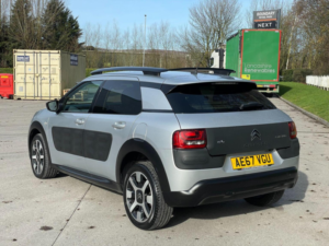 2017 Citroen C4 Cactus 1.6 Bluehdi Flair Etg6 Euro 6 (s/s) 5dr in Silver — image 5