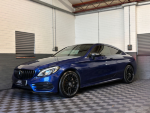 2016 Mercedes-Benz C Class 2.1 C250d Amg Line (premium Plus) Coupe 2dr Diesel G-Tronic+ Euro 6 (s/s) (204 Ps) in Blue — image 4