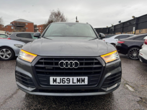 2019 Audi Q5 2.0 Tdi 40 Black Edition S Tronic Quattro Euro 6 (s/s) 5dr in Grey — image 3