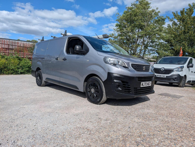 2020 Peugeot Expert 2.0 Bluehdi 1400 Professional Long Panel Van Lwb Euro 6 (s/s) 6dr in Grey — image 1