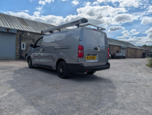 2020 Peugeot Expert 2.0 Bluehdi 1400 Professional Long Panel Van Lwb Euro 6 (s/s) 6dr in Grey — image 5