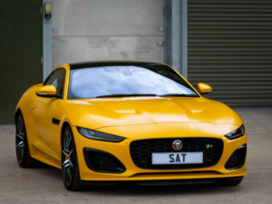 2021 Jaguar F-Type 5.0 V8 R Auto AWD Euro 6 (s/s) 2dr in Yellow — image 5