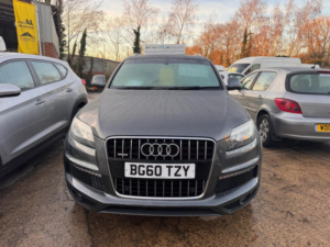 2010 Audi Q7 3.0 Tdi V6 S Line Tiptronic Quattro Euro 5 5dr in Grey — image 3