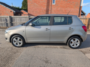 2014 Skoda Fabia 1.2 Se in Beige — image 6