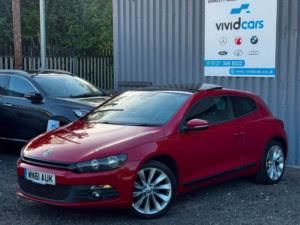 2011 Volkswagen Scirocco 2.0 Tdi Bluemotion Tech Gt Euro 5 (s/s) 3dr in Red — image 2