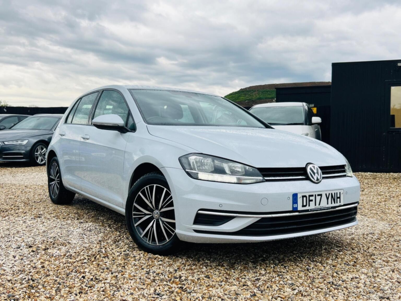 2017 Volkswagen Golf 1.4 Tsi Bluemotion Tech Se Nav DSG Euro 6 (s/s) 5dr in Silver — image 1