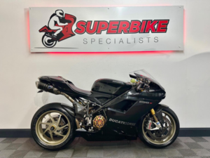 2011 Ducati 1198s 1198 in Black — image 2