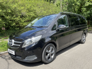 2015 Mercedes-Benz V Class 2.2 V250d Bluetec Se in Black — image 3