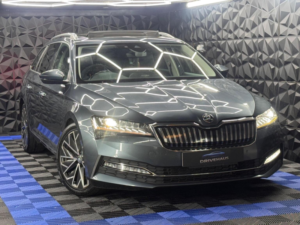 2020 Skoda Superb 1.4 Tsi Iv 13kwh Laurin & Klement DSG Euro 6 (s/s) 5dr in Grey — image 5