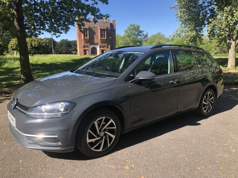 2019 Volkswagen Golf 1.6 Tdi Match in Grey — image 1