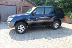 2000 Toyota Land Cruiser Amazon