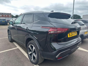 2024 Nissan Qashqai 1.3 Dig-T Mhev N-Connecta Xtron Euro 6 (s/s) 5dr in Black — image 5