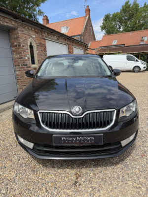 2014 Skoda Octavia 1.6 Tdi Elegance in Black — image 6