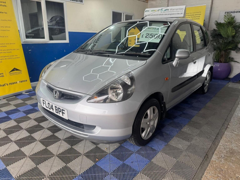 2004 Honda Jazz 1.4 I-Dsi Se 5dr in Silver — image 1