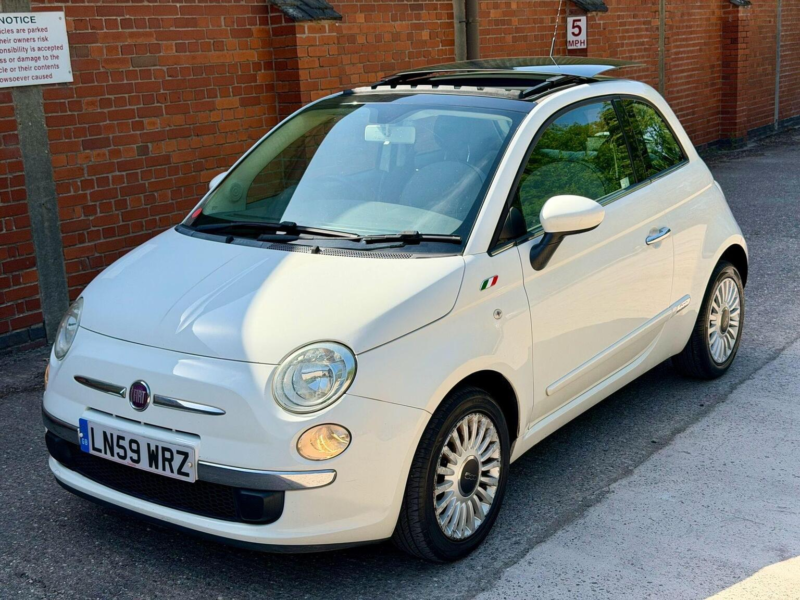 2009 Fiat 500 1.2 Lounge Euro 5 (s/s) 3dr in White — image 1