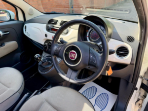 2009 Fiat 500 1.2 Lounge Euro 5 (s/s) 3dr in White — image 5