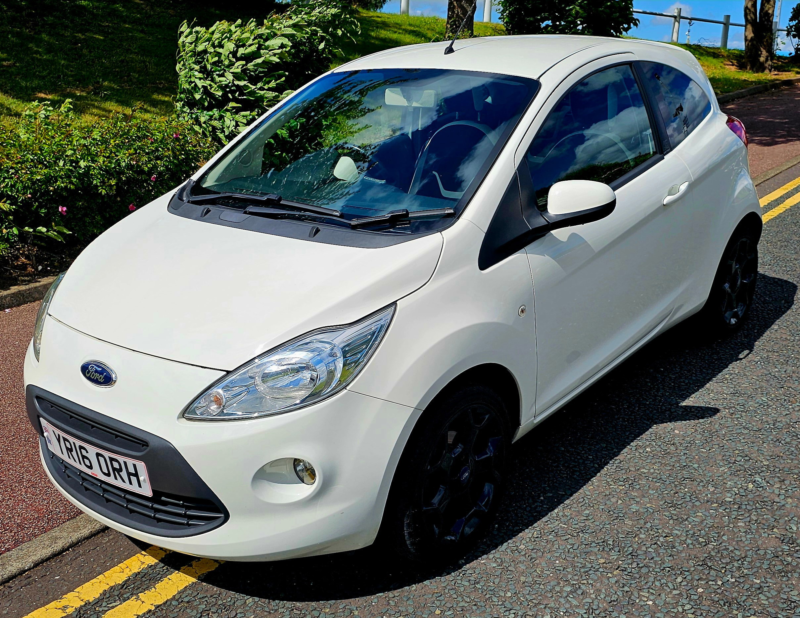 2016 Ford Ka 1.2 Zetec White Edition Hatchback 3dr Petrol Manual Euro 6 (s/s) (69 Ps) in White — image 1