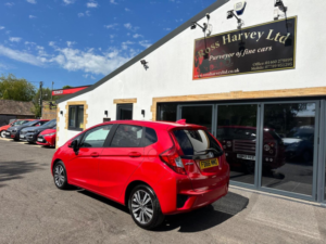 2016 Honda Jazz 1.3 I-Vtec Ex Navi Euro 6 (s/s) 5dr in Red — image 5