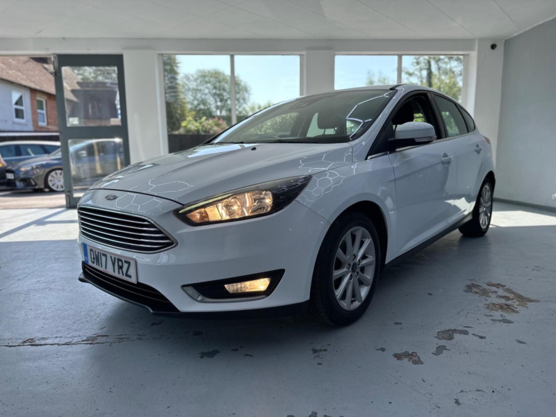 2017 Ford Focus 1.0t Ecoboost Titanium Euro 6 (s/s) 5dr in White — image 1