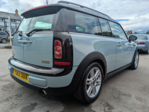 2013 MINI Clubman 1.6 Cooper Clubman in Blue — image 2