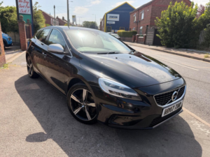 2017 Volvo V40