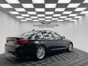 2017 BMW 5 Series 2.0 520d Xdrive Se Saloon in Black — image 6
