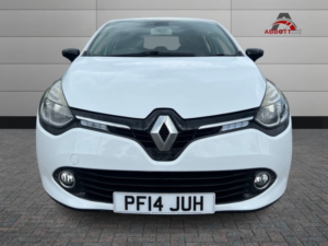 2014 Renault Clio 1.2 Dynamique Medianav 1.2 16v 75 in White — image 4