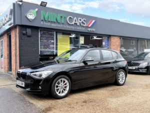 2012 BMW 1 Series 2.0 116d Se 5-Door in Black — image 4