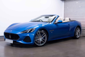 2018 Maserati Grancabrio 4.7 V8 Sport Auto Euro 5 2dr in Blue — image 2