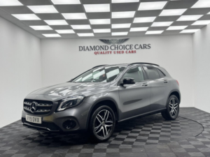 2019 Mercedes-Benz Gla 1.6 Gla180 Urban Edition in Grey — image 3