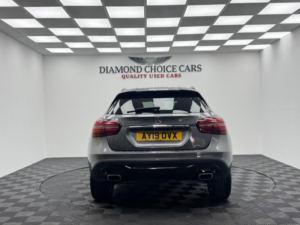 2019 Mercedes-Benz Gla 1.6 Gla180 Urban Edition in Grey — image 5