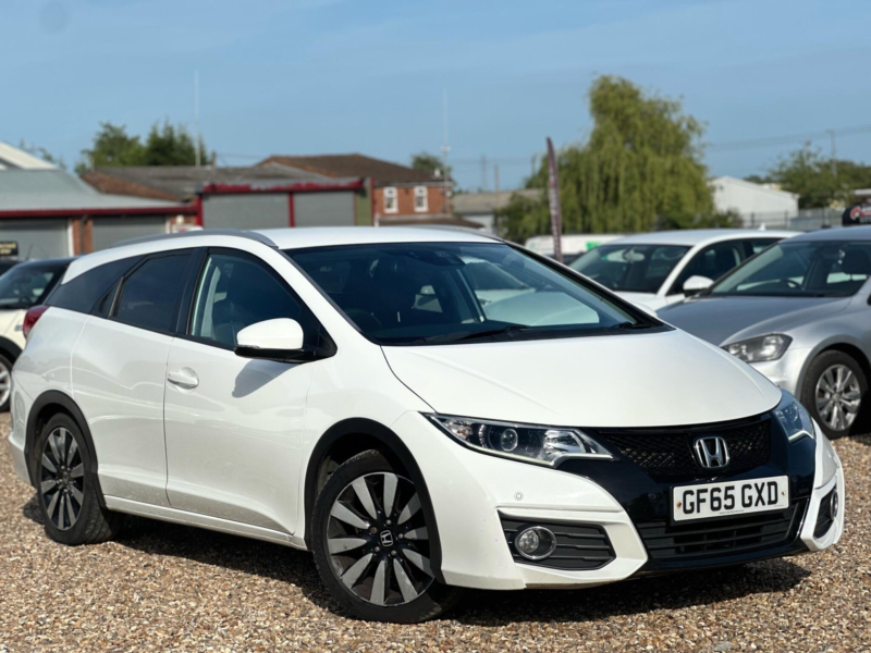 2015 Honda Civic 1.8 I-Vtec Sr Tourer Auto Euro 6 5dr in White — image 1