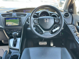 2015 Honda Civic 1.8 I-Vtec Sr Tourer Auto Euro 6 5dr in White — image 2