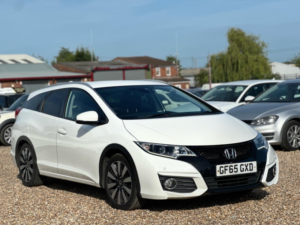2015 Honda Civic 1.8 I-Vtec Sr Tourer Auto Euro 6 5dr in White — image 5