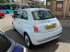 2008 Fiat 500 1.3 500 1.3 Multijet Lounge in Blue — image 5