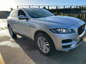 2017 Jaguar F-Pace 2.0 D180 Portfolio in Silver — image 4