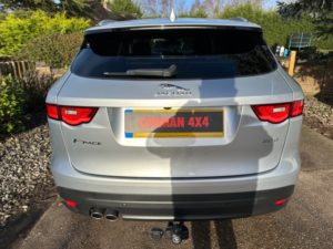 2017 Jaguar F-Pace 2.0 D180 Portfolio in Silver — image 5