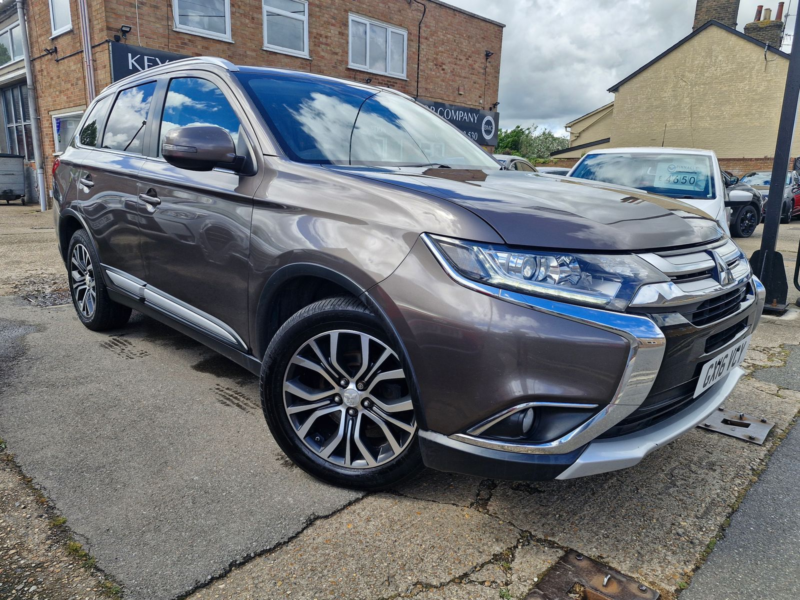 2016 Mitsubishi Outlander 2.2 Di-D Gx3 SUV 5dr Diesel Auto 4WD Euro 6 (147 Ps) in Brown — image 1