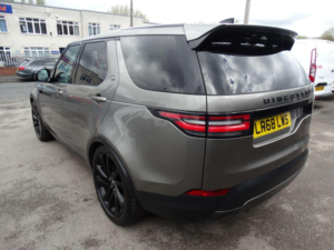 2018 Land Rover Discovery 3.0 Sd V6 Hse Auto 4WD Euro 6 (s/s) 5dr in Silver — image 6