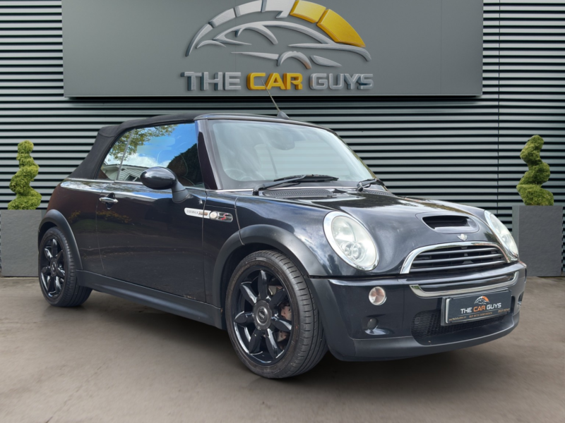 2007 MINI Convertible 1.6 Cooper S Sidewalk Convertible in Black — image 1