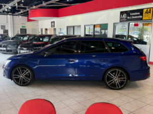 2020 SEAT Leon 2.0 Tsi Cupra 300 Lux in Blue — image 6