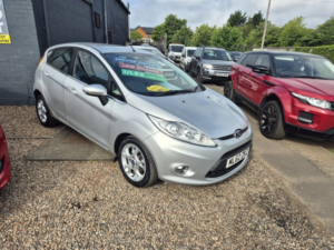 2012 Ford Fiesta 1.3 Zetec in Silver — image 3