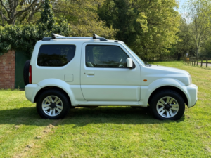 2012 Suzuki Jimny 1.3 Sz4 in White — image 4