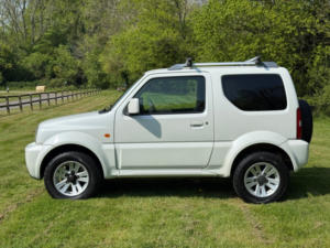 2012 Suzuki Jimny 1.3 Sz4 in White — image 5