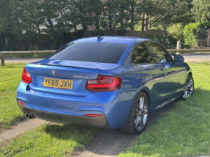 2015 BMW 2 Series 2.0 220d M Sport Coupe in Blue — image 4
